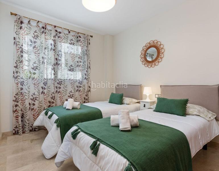 Foto 5ff3db69-c8eb-437c-8994-6603d25f6543. Piso apartamento en planta media en venta – playa en Casares