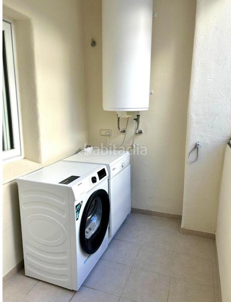 Foto 8fdb4f76-8f0e-40dc-b70b-cc237c7cc5ac. Flat with fireplace parking pool in Elviria Marbella