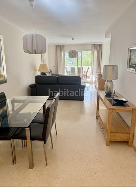 Foto d47e8d5c-f9af-4c3a-8c33-414b883fb344. Flat with fireplace parking pool in Elviria Marbella