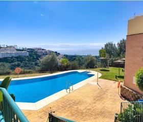 Pis a Calahonda. Charming 2-bedroom apartment for sale in nueva calahonda