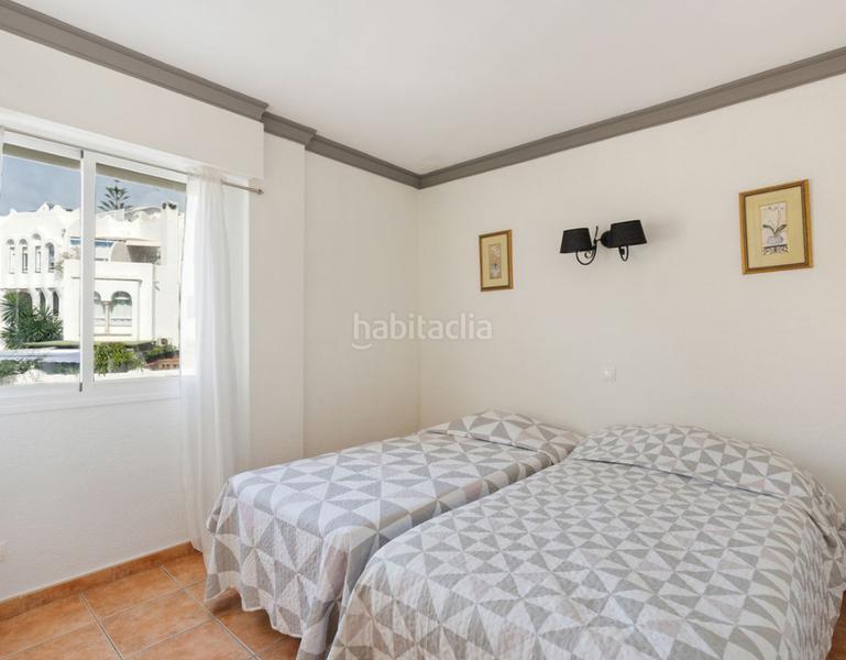 Foto ed3ea7fb-f0c6-4f87-9e04-6173dc9724e6. Piso Calahonda en Calahonda Mijas