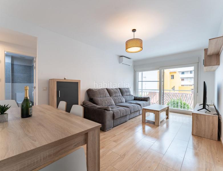 Foto d747c0d6-2634-4254-a2bd-b7bfe89b4ed0. Piso en Puerto Deportivo Fuengirola