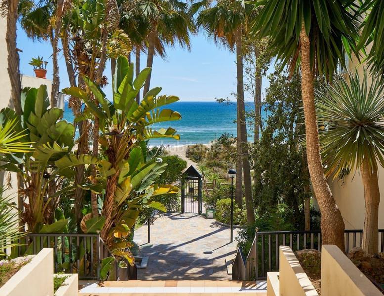 Foto fbaae1f6-4e5a-45a7-a636-7173ae81e9f7. Piso elviria en Romana Playa Marbella