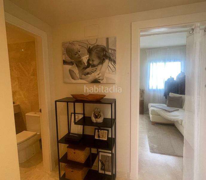 Foto 11141b7d-b1f2-4896-97bd-60e545f67320. Appartamento con camino parcheggio piscina in Cabopino - Artola Marbella