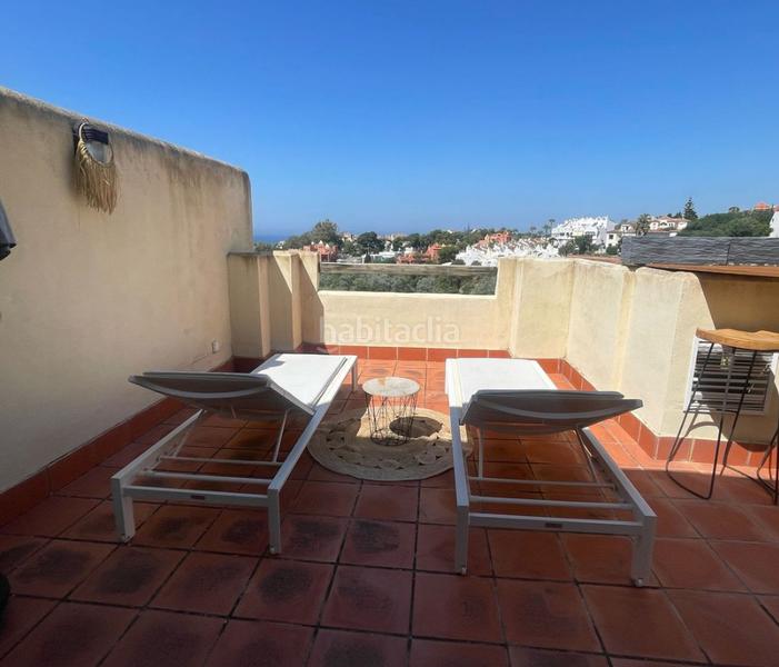 Foto 9f1cd1cf-d504-4c30-b43a-c83b99cfb669. Appartamento con camino parcheggio piscina in Cabopino - Artola Marbella