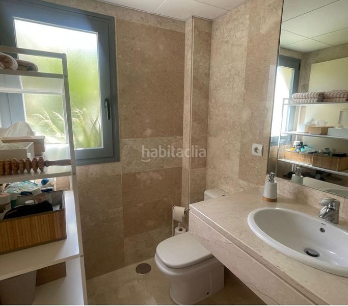 Foto c5702a05-3e38-46c7-94d5-abfa81b651a8. Appartamento con camino parcheggio piscina in Cabopino - Artola Marbella