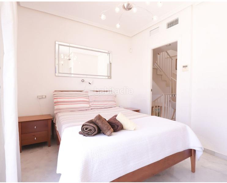 Foto 5c523f52-c939-44fd-a679-f6fa96a31232. Appartamento con camino parcheggio piscina in Cabopino - Artola Marbella