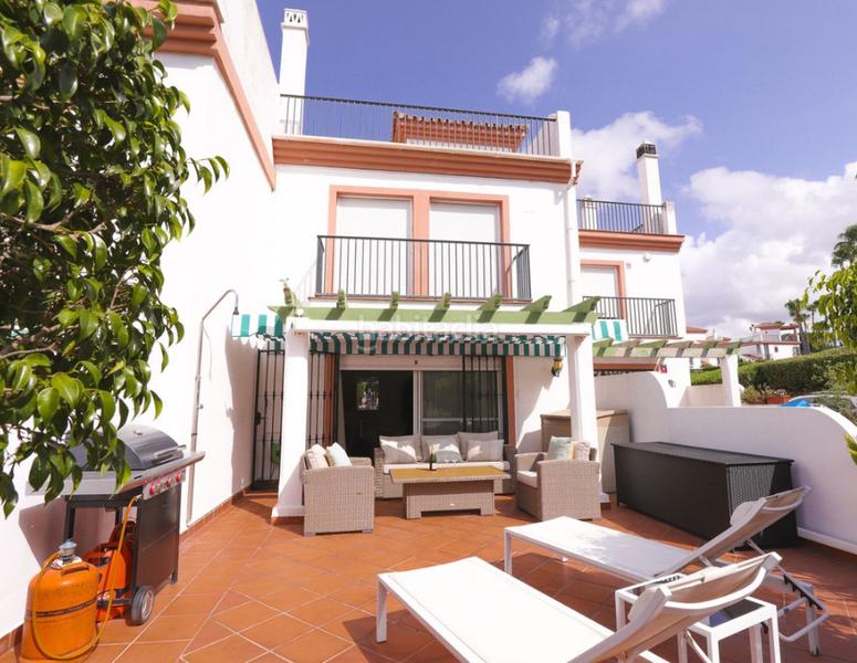 Foto c27ea9ff-dcbc-4763-8037-2bc3d6196942. Appartamento con camino parcheggio piscina in Cabopino - Artola Marbella