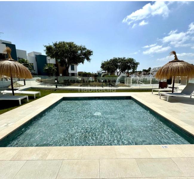 Foto 7609a1b0-8b24-4bc0-957f-b7979c18846f. Piso artola alta en Cabopino - Artola Marbella