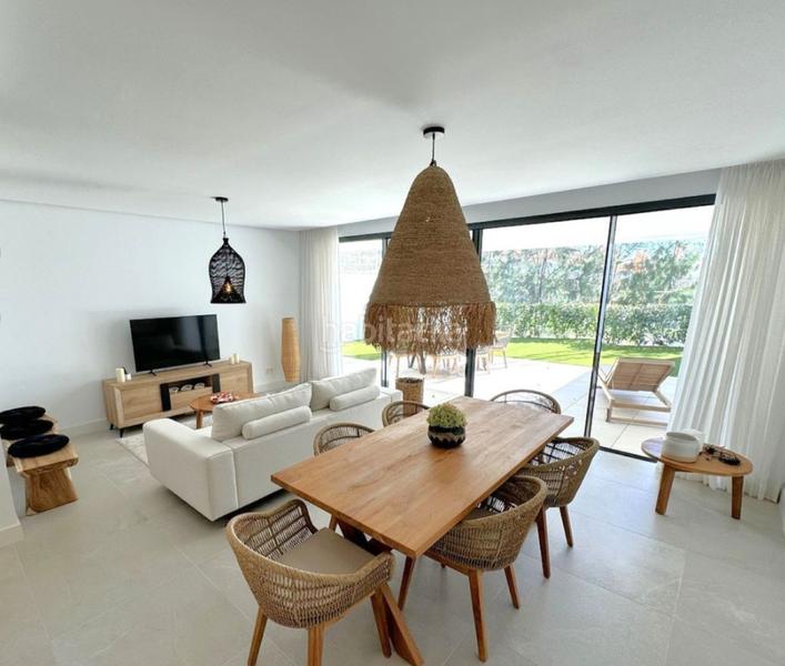 Foto e57cc3a0-2f4e-43f7-8047-f556e0a3538b. Piso artola alta en Cabopino - Artola Marbella