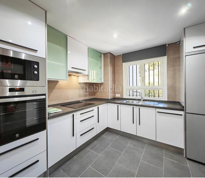 Foto c8467361-f4cc-4d2b-8ea2-75e99eef49cf. Piso cabopino en Cabopino - Artola Marbella