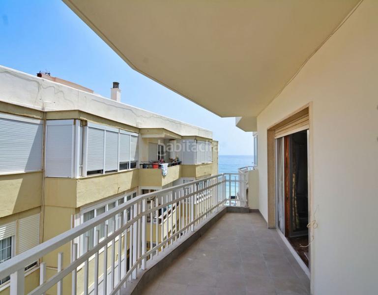 Foto b270ad40-5710-4f9a-99aa-a9c20a31a244. Piso exclusive seafront property in the heart of en Fuengirola