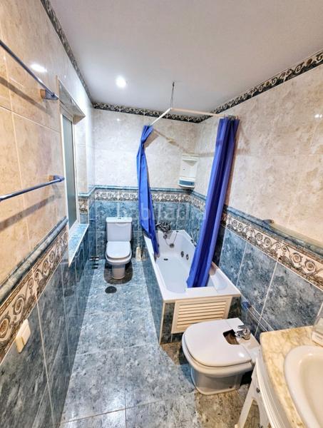 Foto ebeffe65-e358-4fa3-98db-b972baa27ca0. Piso beach front apartment in with touristic license en Fuengirola