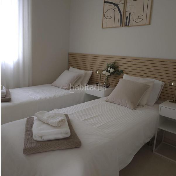 Foto 14a01ff6-ab73-4495-b1af-0a85b13cef56. Pis amb xemeneia aparcament piscina a Valle Romano Golf Estepona