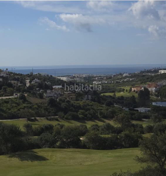 Foto 54613992-e5e6-4589-ac0d-af2a756ced16. Pis amb xemeneia aparcament piscina a Valle Romano Golf Estepona