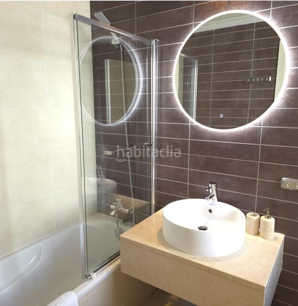 Foto 6fee3b14-f43e-47a2-909b-9ed0f0443b25. Pis amb xemeneia aparcament piscina a Valle Romano Golf Estepona