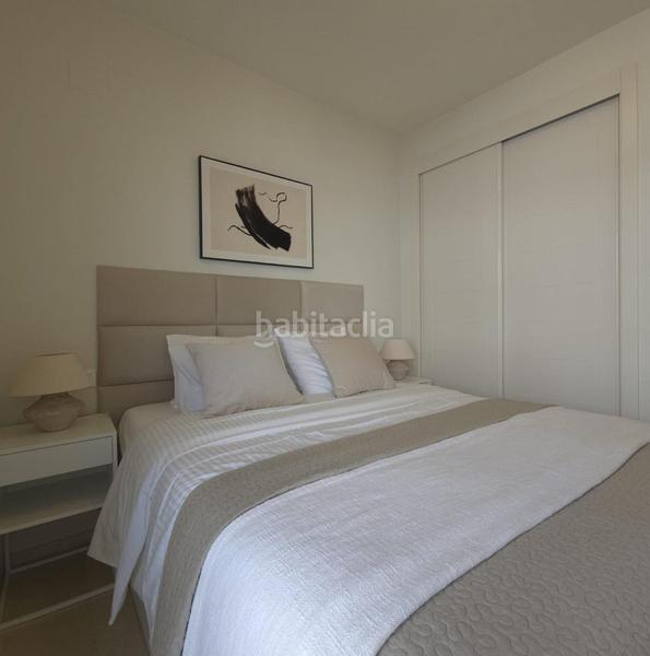 Foto b654da5b-079a-4b43-93a0-58ce651d1b68. Pis amb xemeneia aparcament piscina a Valle Romano Golf Estepona