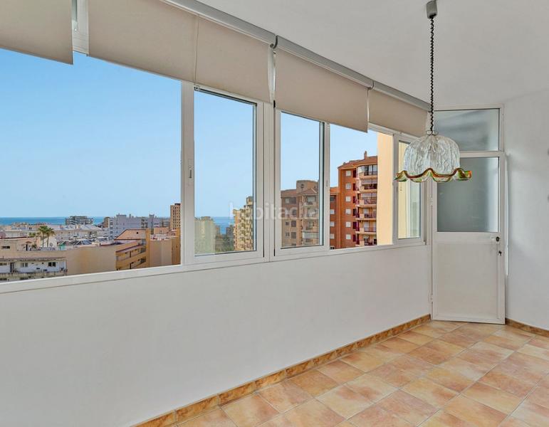 Foto 18c063ca-575e-4f2c-8434-b317f0bf1981. Appartement avec cheminée parking piscine dans Torreblanca del Sol Fuengirola