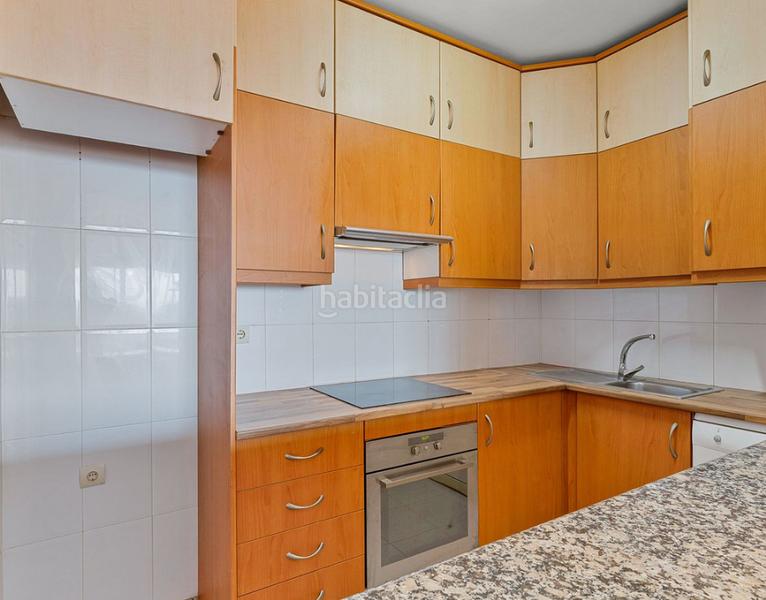 Foto d833c5c5-5e31-4809-9a02-030ab833fc5c. Appartement avec cheminée parking piscine dans Torreblanca del Sol Fuengirola