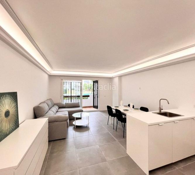 Foto 384c859a-1a6f-41f2-98bc-9baa80fe0e44. Appartement avec cheminée piscine dans Villacana - Costalita - Saladillo Estepona