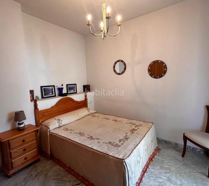 Foto ccc09007-a5f8-4cb2-9637-0856a2a6c7d5. Pis amb xemeneia aparcament a Casco Antiguo Marbella