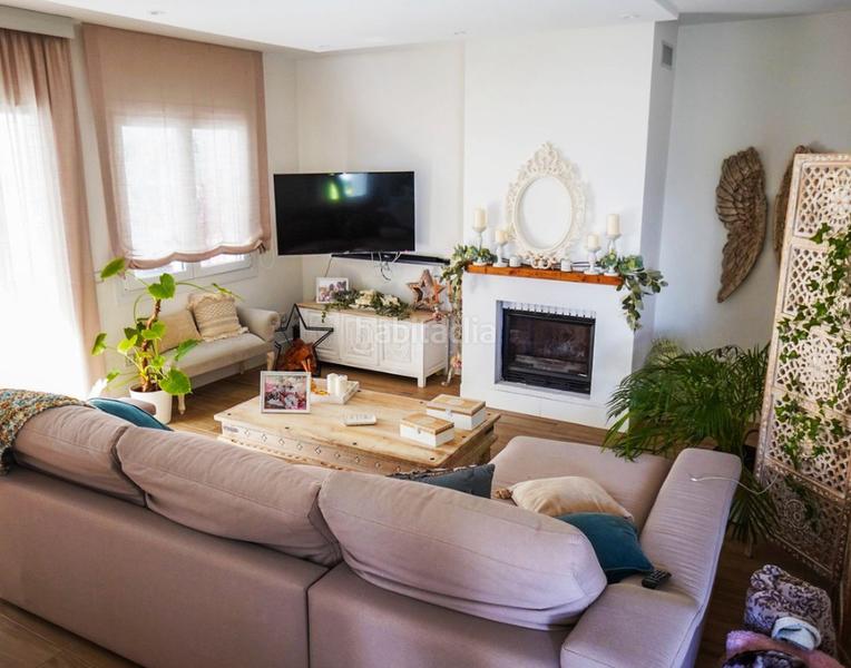 Foto 71601697-f29d-4350-a868-011a51f42f63. Appartement avec cheminée parking piscine dans La Capellanía - El Higuerón Benalmádena