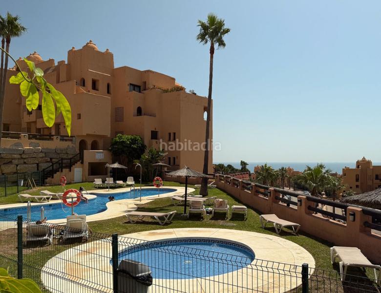 Foto 41be4262-9740-43b1-8aed-821f04e5ceb9. Appartamento con camino parcheggio piscina in La Duquesa Manilva