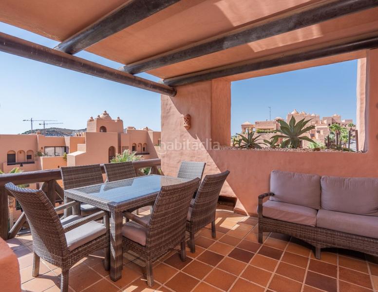 Foto bb6129f5-ac5f-4f0f-aa58-a422935e6862. Appartamento con camino parcheggio piscina in La Duquesa Manilva