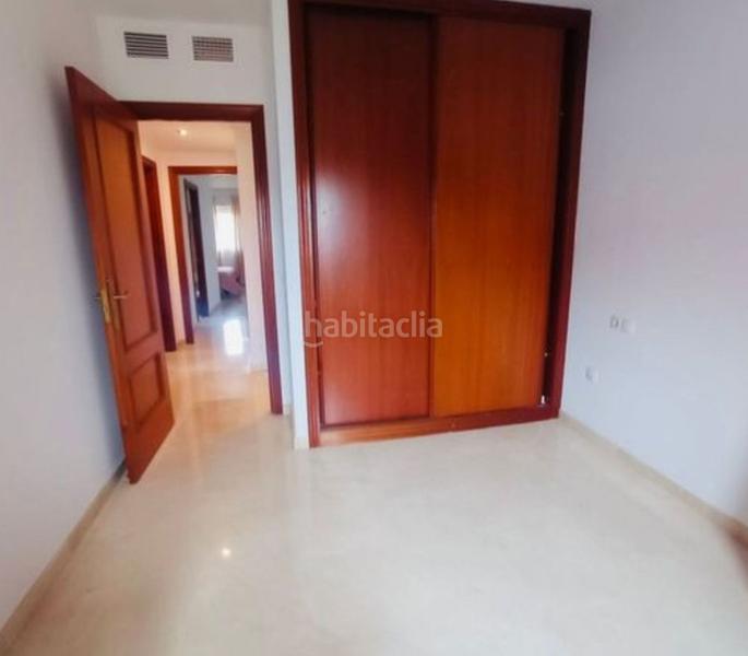 Foto abafbd65-0b23-44b8-a4ce-b47c909a7c88. Piso Los Pacos en Los Pacos Fuengirola