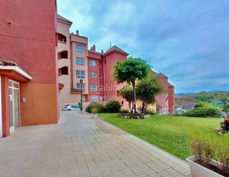 Foto e5d9e459-ba82-4951-814e-cc71f80c3cb8. Piso Los Pacos en Los Pacos Fuengirola