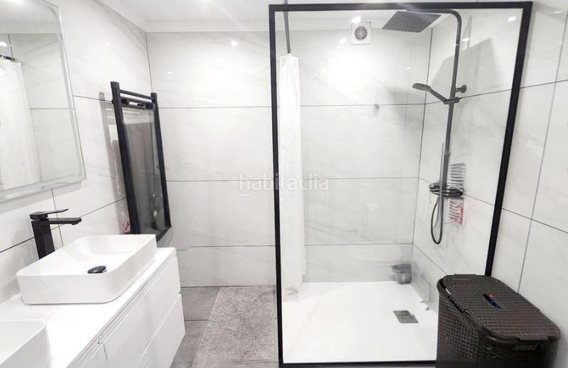 Foto 726f0624-aa00-4d26-afc3-55b7d89aa6d3. Piso torrenueva en Zona Centro Comercial Torrequebrada Benalmádena