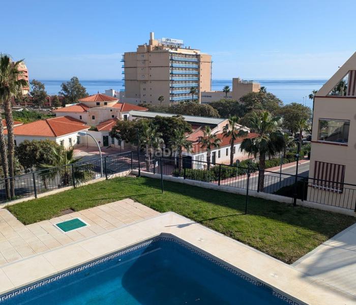 Foto 54b418c7-7e3a-48c5-8a0a-b099aa765a72. Appartement avec cheminée parking piscine dans Zona Centro Comercial Torrequebrada Benalmádena