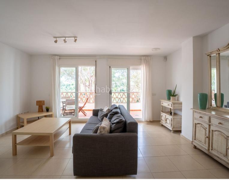 Foto 074c502a-b3ec-40fb-9a23-5b1416705d81. Appartement avec cheminée parking piscine dans Zona Centro Comercial Torrequebrada Benalmádena