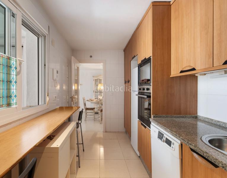 Foto 1e41b0fa-4fa4-4dc3-ab92-d73c9edcc1c2. Appartement avec cheminée parking piscine dans Zona Centro Comercial Torrequebrada Benalmádena