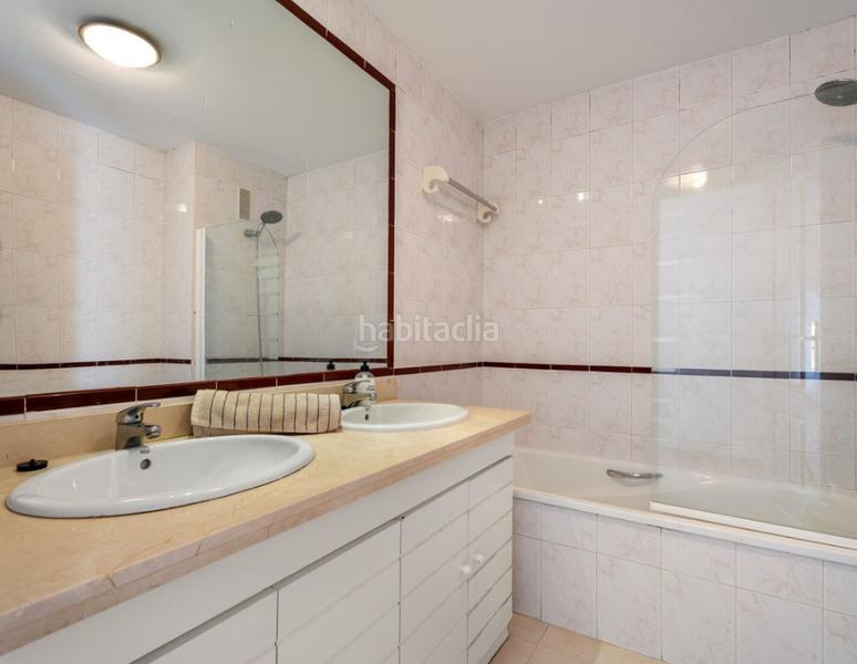 Foto 9c36905b-f4f5-4485-8275-3a2859b4b6f9. Appartement avec cheminée parking piscine dans Zona Centro Comercial Torrequebrada Benalmádena