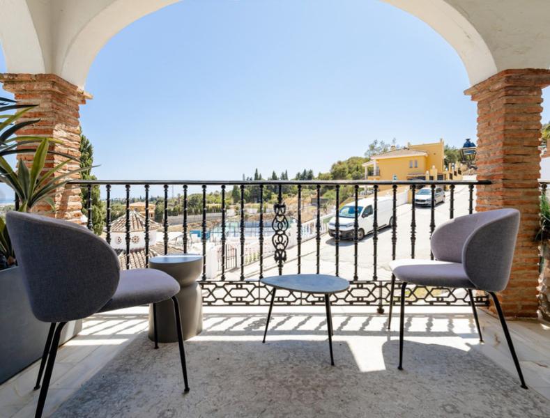 Foto c2b9ddc7-4179-41e7-85e9-745d7beebbf7. Piso urbanización vista verde, fuengirola en Mijas pueblo Mijas