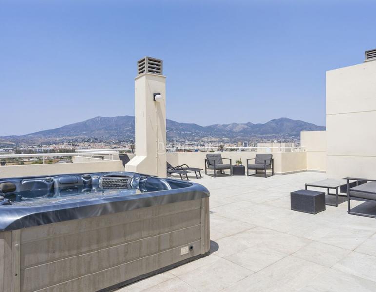 Foto 6373c07a-025e-4153-9808-1ec80cb40c83. Appartement avec cheminée parking piscine dans Castillo Sohail - Myramar Fuengirola