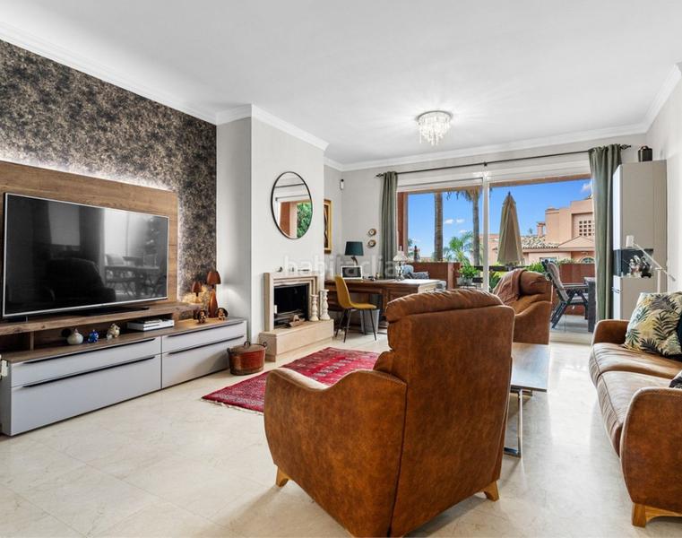 Foto 22550660-dcc9-4d72-b1b8-83b8218fa429. Appartamento con camino parcheggio piscina in Torreblanca del Sol Fuengirola