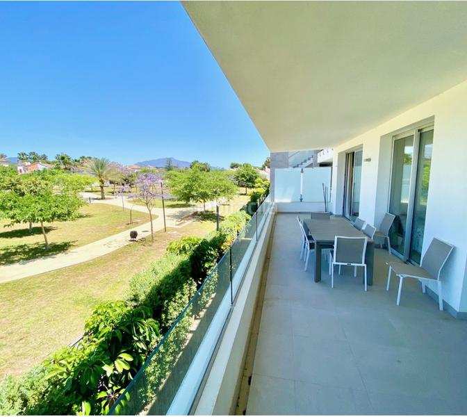 Foto afe99259-d509-4b0f-bbdb-4d98ec762a42. Appartamento con camino parcheggio piscina in Villacana - Costalita - Saladillo Estepona