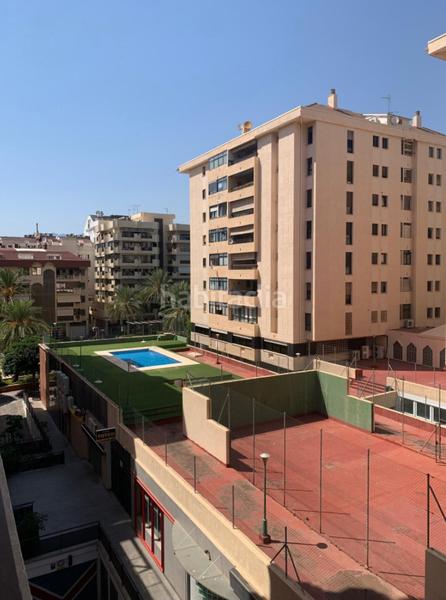 Foto d9e93ace-9b6b-4203-8d99-36be70ecc12c. Etagenwohnung mit kamin in Playa Bajadilla - Puertos Marbella