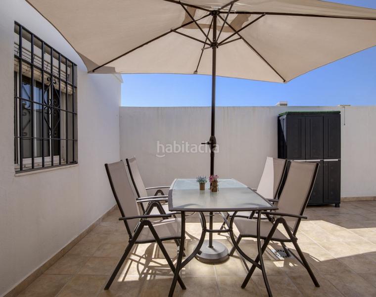 Foto 7ac1811a-9729-4214-b873-871eee772e30. Piso en Los Pacos Fuengirola