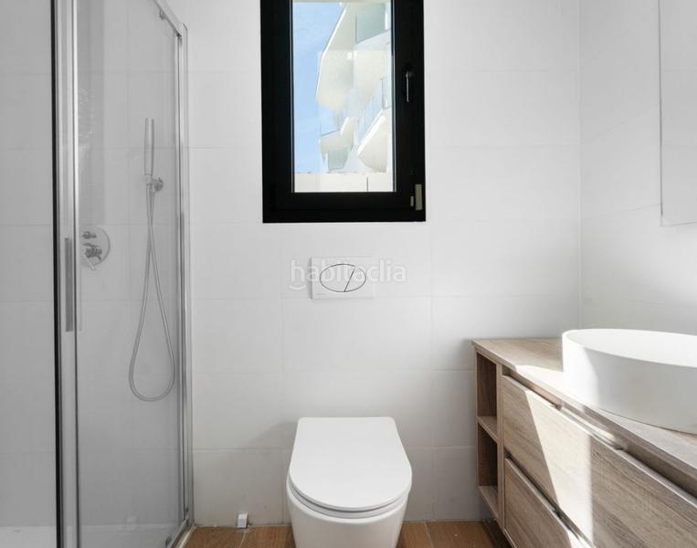 Foto 1411a360-2dad-43f0-8efe-862362003e1b. Pis amb xemeneia aparcament piscina a Torreblanca del Sol Fuengirola