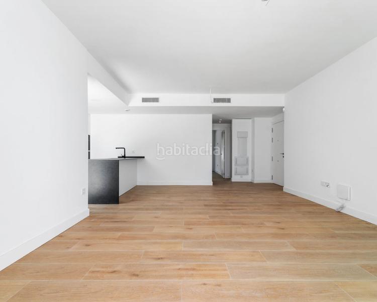 Foto ed6d7598-64f7-4c3e-8e8c-032effcb7ee4. Pis amb xemeneia aparcament piscina a Torreblanca del Sol Fuengirola