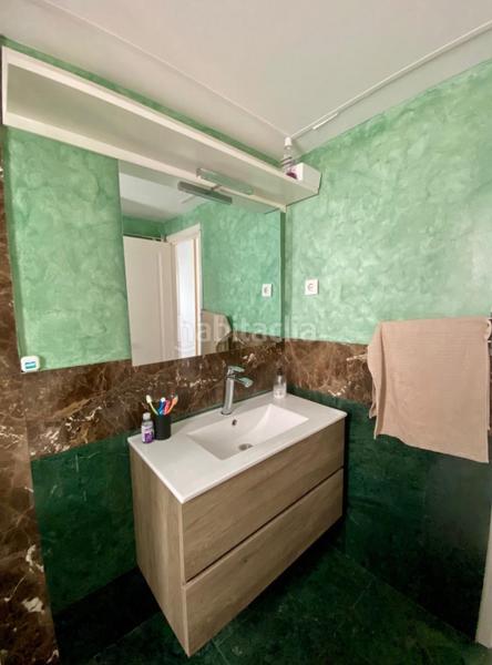 Foto 9d8da096-ad64-43db-bb71-021768564fcd. Appartement avec cheminée parking piscine dans puerto de Estepona Estepona