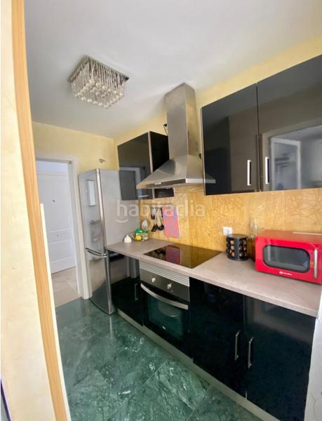 Foto be35b9a6-57af-47c0-9811-c478263dcf6a. Appartement avec cheminée parking piscine dans puerto de Estepona Estepona