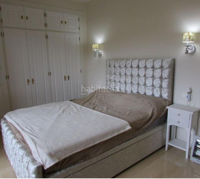 Foto 6fa31ca4-292d-4841-9e46-c761a37473fa. Flat with fireplace parking pool in La Duquesa Manilva