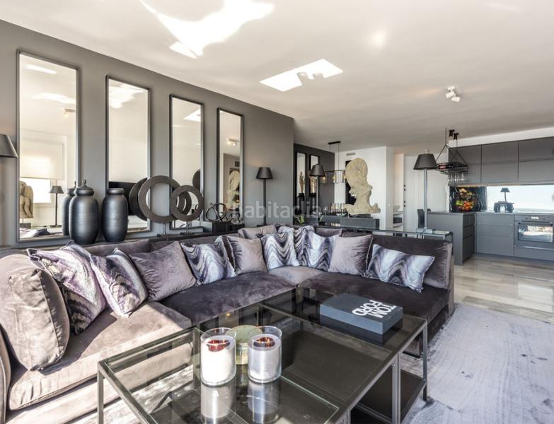 Foto 49e04d9e-4aa3-4834-b137-90810e3cc016. Piso luxury beachfront apartment in Puerto Banús en Marbella