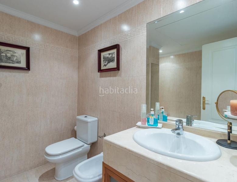Foto 56435245-70dd-47b3-bf25-cf2f103aba3d. Appartamento con camino parcheggio piscina in Puerto Banús Marbella