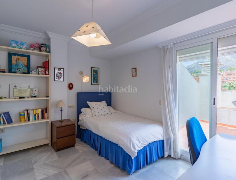 Foto 69dc1e8f-ef42-49ce-9e9f-462ea54cc591. Appartamento con camino parcheggio piscina in Puerto Banús Marbella