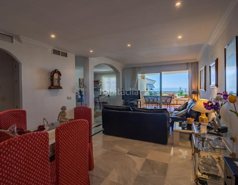 Foto 7451b9fd-6fea-4017-8bcc-57866f92299e. Appartamento con camino parcheggio piscina in Puerto Banús Marbella